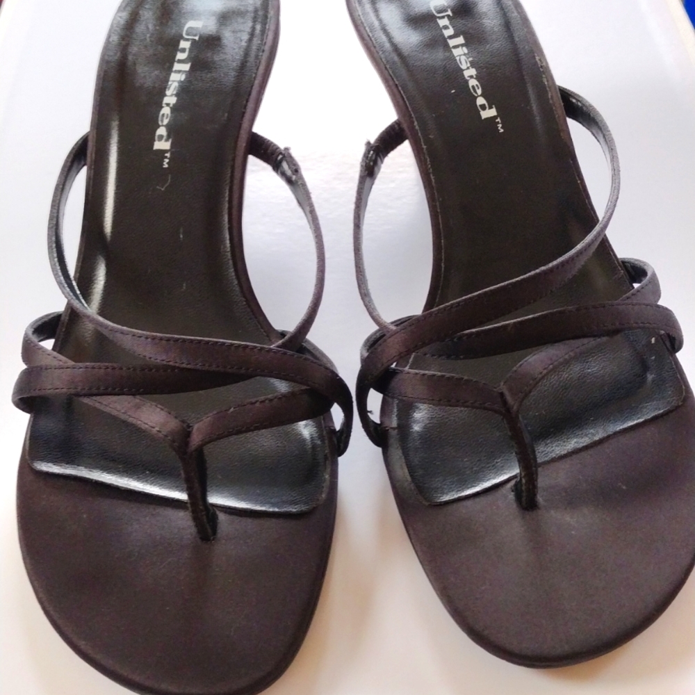 Unlisted heels